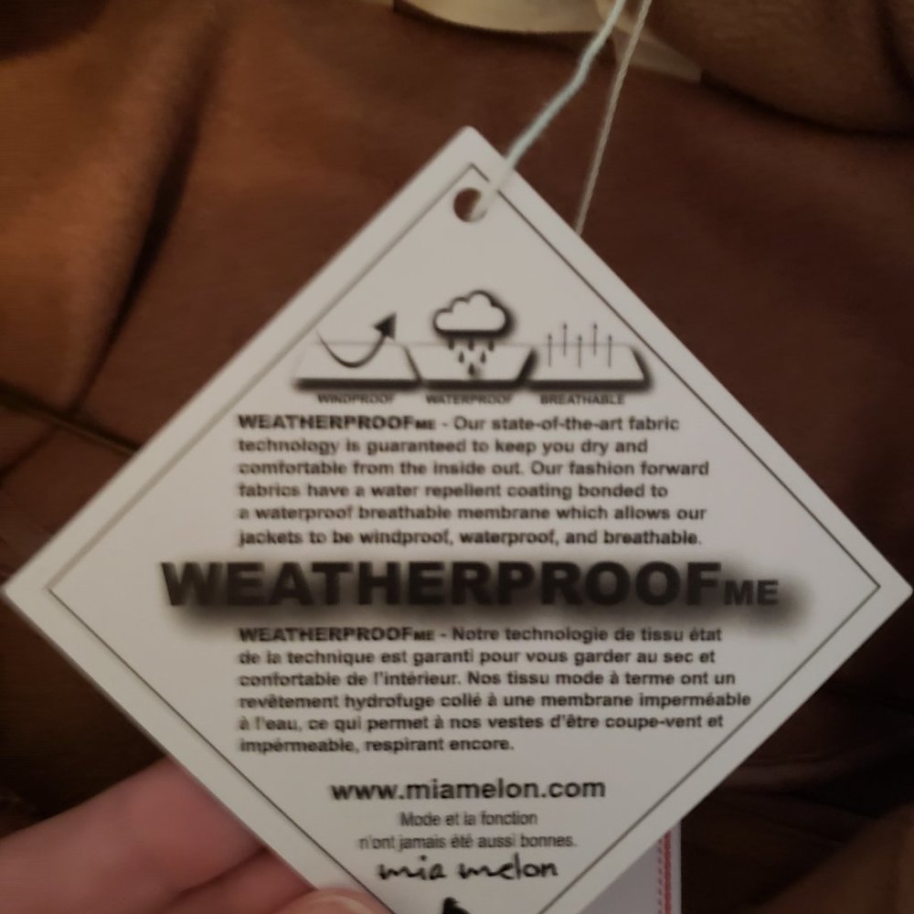 BNWT Waterproof Trench-style Camel Coat with Detachable Hood, size small - Picture 3 of 16
